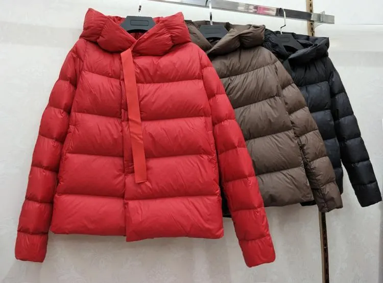 Hooded bread short padded down jacket women