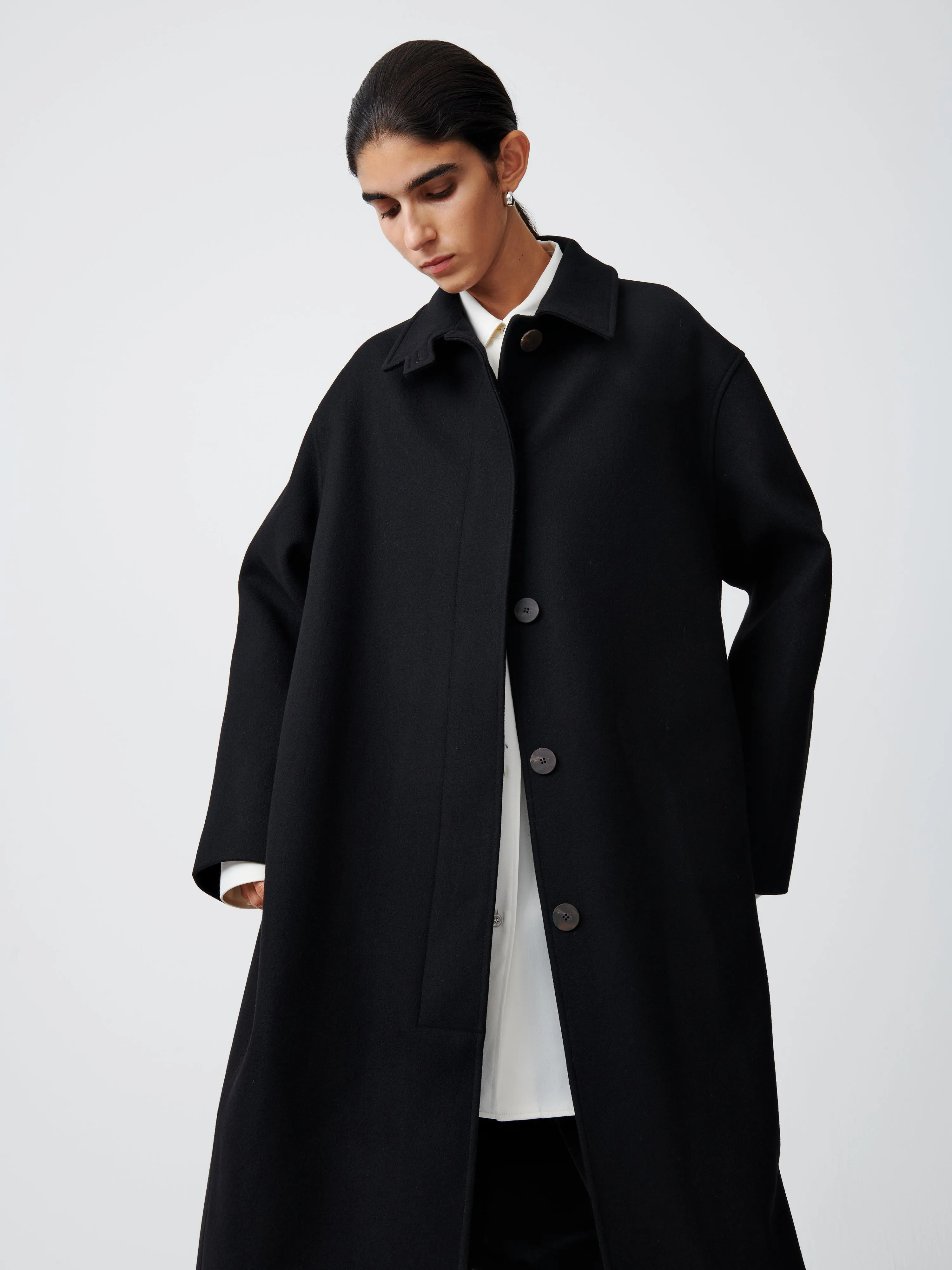 Ria Coat in Black