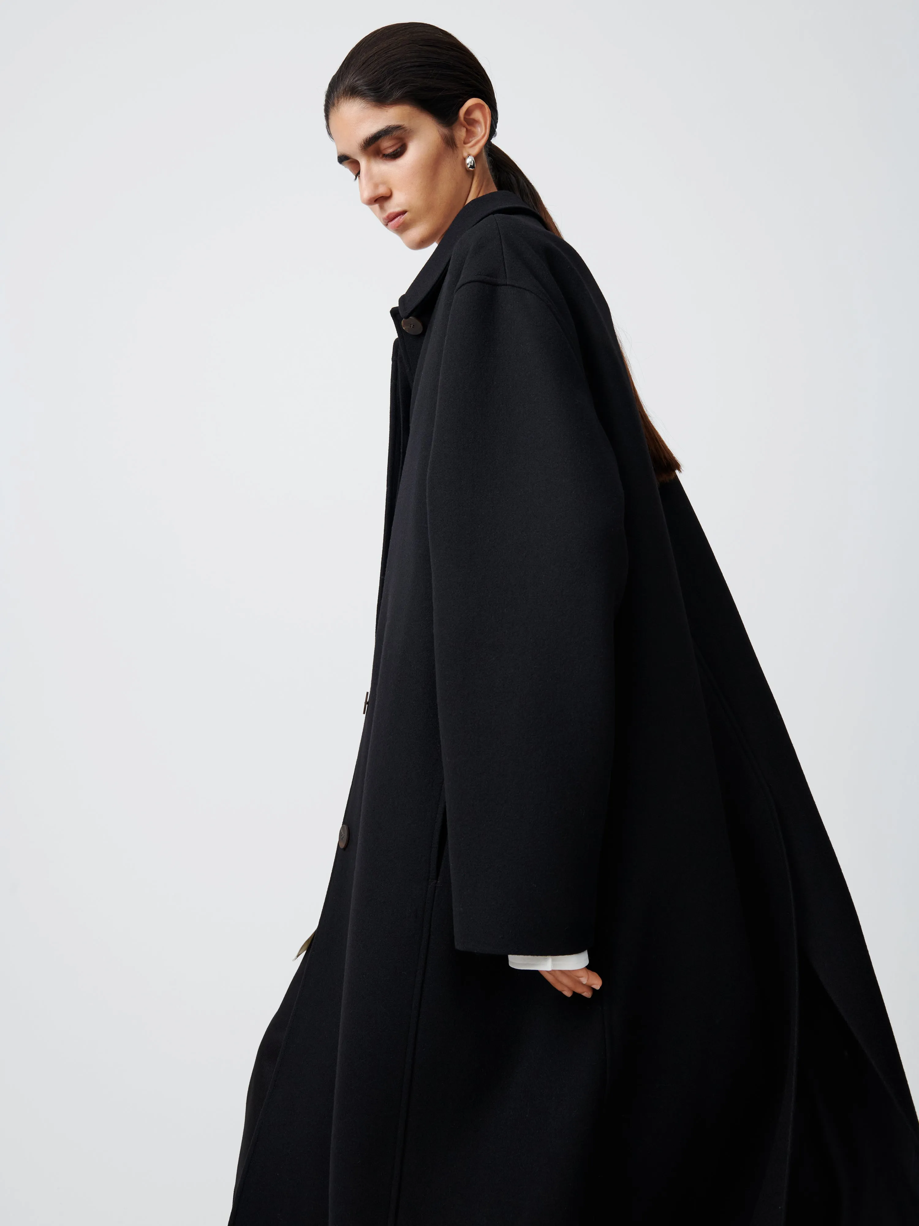 Ria Coat in Black