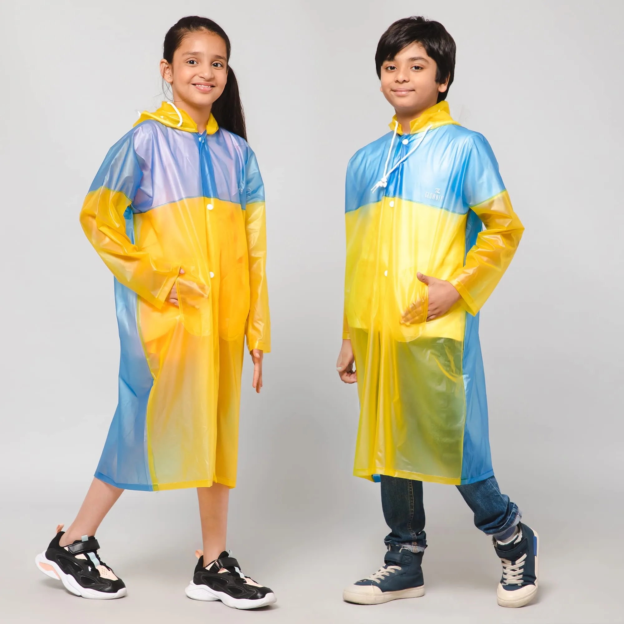 THE CLOWNFISH Puddle Jumper Series Unisex Kids Waterproof Single Layer PVC Longcoat/Raincoat with Adjustable Hood. Age-5-6 Years (Blue)