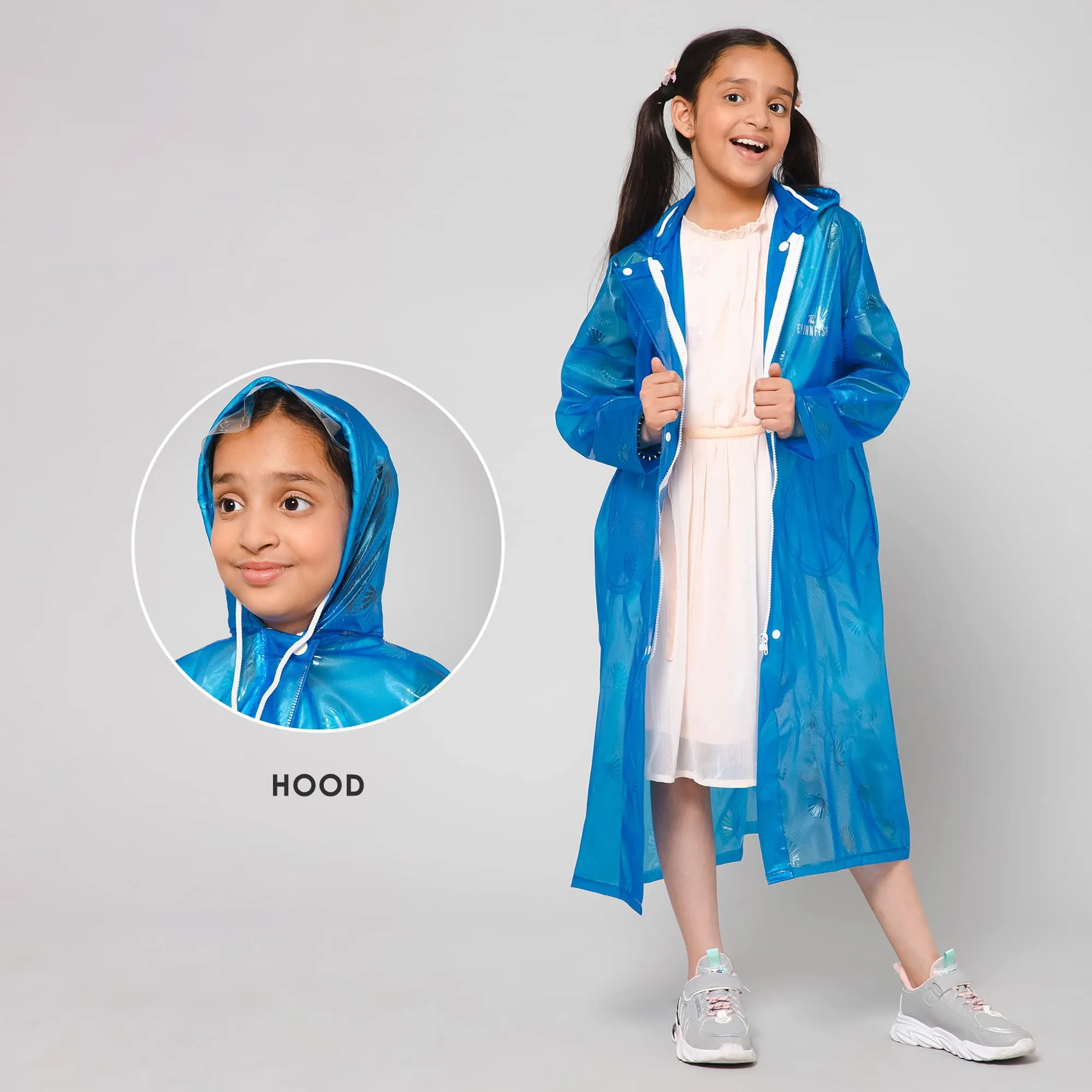 THE CLOWNFISH Wet & Wild Series Unisex Kids Waterproof Single Layer PVC Longcoat/Raincoat with Adjustable Hood. Age-4-5 Years (Royal Blue)