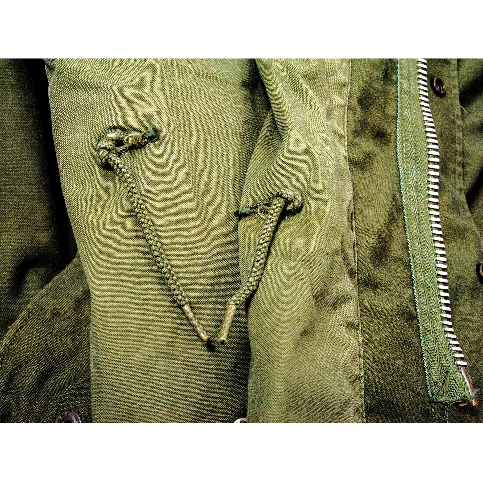 VINTAGE US ARMY M-1965 M65 FIELD JACKET 1966 VIETNAM WAR SIZE MEDIUM REGULAR